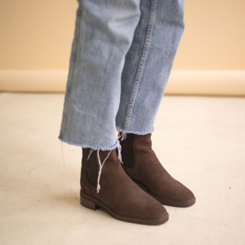 Arava Chelsea Boots, dark chocolate velvet #